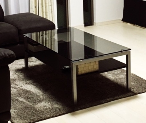 ガラステーブル