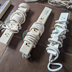 ９本まとめて　タップ　延長コード　コンセント　電源タップ 　電源コード　電線コードの画像