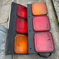 小糸
製作所　トラック　テールランプ