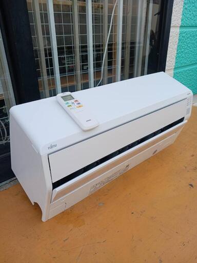富士通！2023年！8畳！2.5kw！取り付け承ります！ 家電 季節、空調家電 エアコン