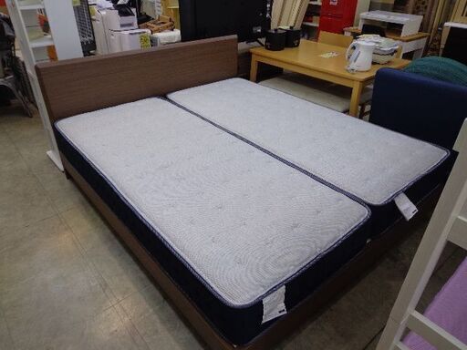 ニトリ　クイーンサイズベッド　超美品　超お買い得品！