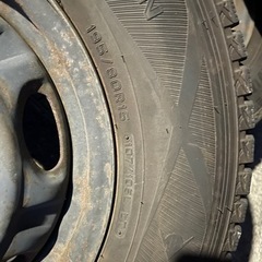 2021年製　ダンロップ　195/80R15  冬タイヤ　キャラバンバン用スタッドレスタイヤ　ホイールセット　　の画像