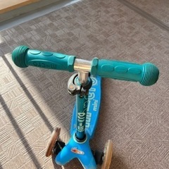 m-cro mini キックボード ブルーの画像