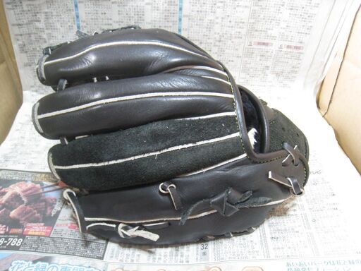 めっちゃいい型ついてます！即戦力！　ハイゴールド グローブ グラブ 内野手用 スペシャルオーダー　黒ブラック系