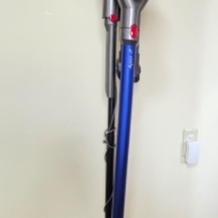 【決まりました】Dyson V7+スタンド+布団ノズルのセット