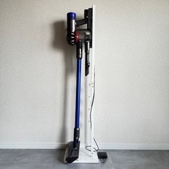 ダイソン掃除機 スタンド付きの画像