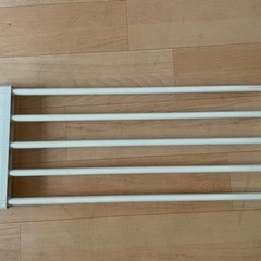 突っ張り棚