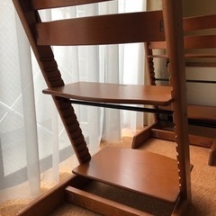 【値下げしました】②TRIPP TRAPP STOKKE トリップトラップ　ストッケ　　ベビーチェア　赤ちゃんの椅子の画像