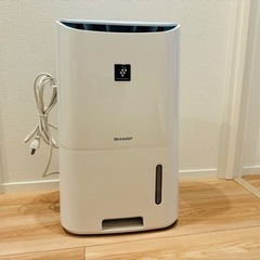 梅雨入り前、欲しい人には【お買い得】！シャープ 除湿機 衣類乾燥...