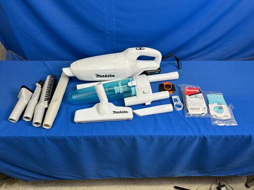 【動作保証あり】makita マキタ CL107FD 10.8V 紙パック式 充電式クリーナー【管理KRK976】