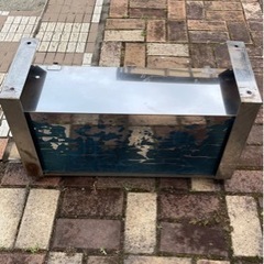 トラック用品  工具箱の画像