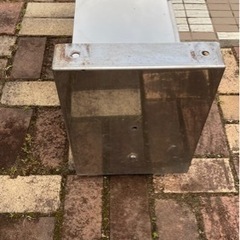 トラック用品  工具箱の画像