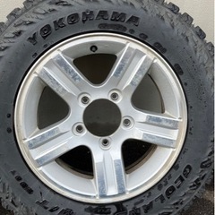 車のパーツ タイヤ、ホイールの画像