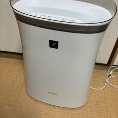 SHARP 薄型空気清浄機 ホワイトの画像