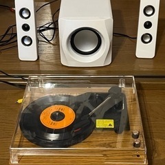 レコードプレイヤーと2.1chスピーカー