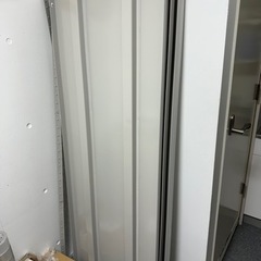 スチールラックの画像
