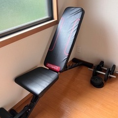 トレーニングベンチ　ダンベル