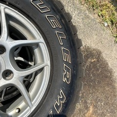 車のパーツ タイヤ、ホイールの画像