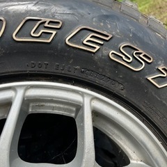車のパーツ タイヤ、ホイールの画像