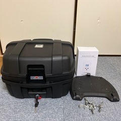 【値下げしました！】リアボックス