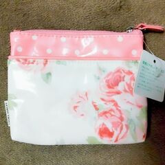 【新品 未使用】LAURA ASHLEY HOME ポケットティッシュ&小物ケース　フラワー×ドット柄 の画像
