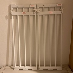 ニトリ　突っ張り棚　の画像