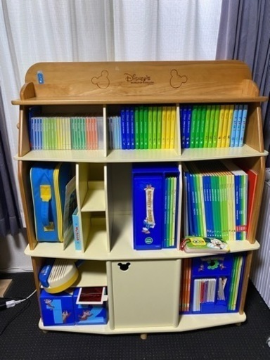 ワールドファミリー　英語教材　本棚込み