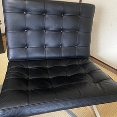 お値下げ！バルセロナチェア　オットマン付きの画像