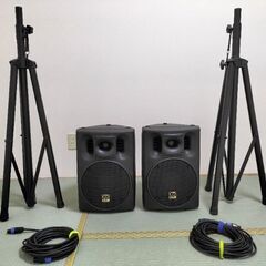 ＜値下げしました＞音響機器(スピ−カ−2台 CSP10、スタンド...