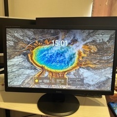 液晶モニター