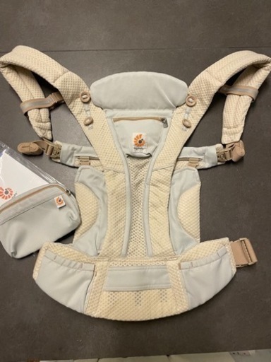 エルゴ抱っこ紐OMNIブリーズ