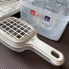 IKEA のグラスや タッパー等キッチン用品諸々の画像