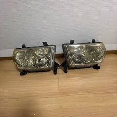 米Toyotaタンドラヘッドライト