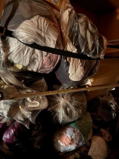 20240608  古着 他　靴、鞄　約20〜30袋