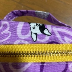 小さいポーチの画像