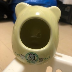 ハムスター🐹　セトモノのおうちとおまけ