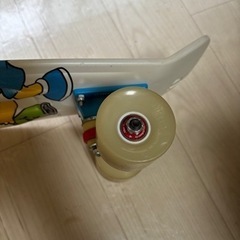 スケートボード　Penny シンプソンズ　バート　蓄光の画像
