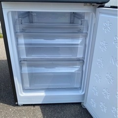 アース　万代店:【ハイアール】2ドア 冷凍冷蔵庫 173L JR-NF173C 2022年 ギャラクシーグレー 冷凍室引き出し式クリアバスケット