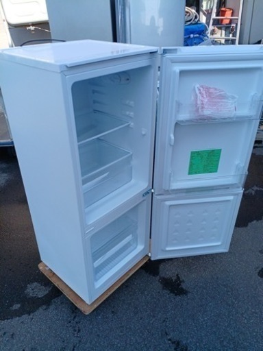 アース万代店 美品 2ドア冷凍冷蔵庫【中古】動作保証 ヤマダ YRZ-C12H1 117L 右開き ノンフロン冷凍冷蔵庫 2023年製