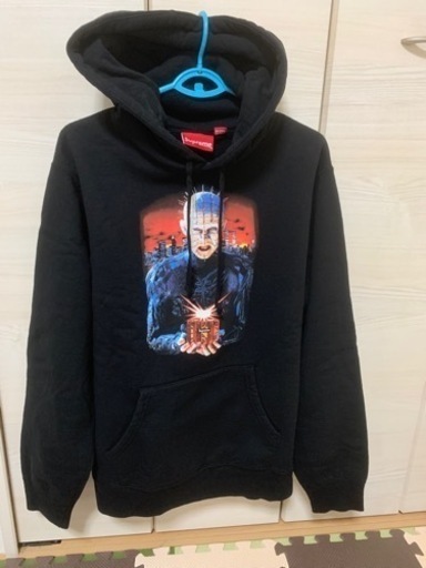 シュプリーム パーカー 売ります