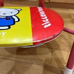 差し上げます　子供　椅子　　の画像