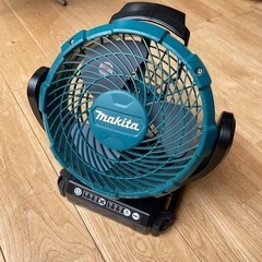 マキタ 充電式ファン羽根径18cm(18/14.4V) ACアダプタ付