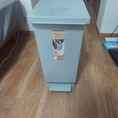 ゴミ箱　30L
