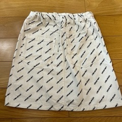 白スカート150の画像