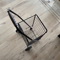 小荷物カートの画像