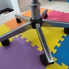 【相談中】家具 オフィス用家具 いすの画像