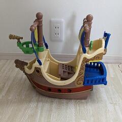 船のおもちゃ