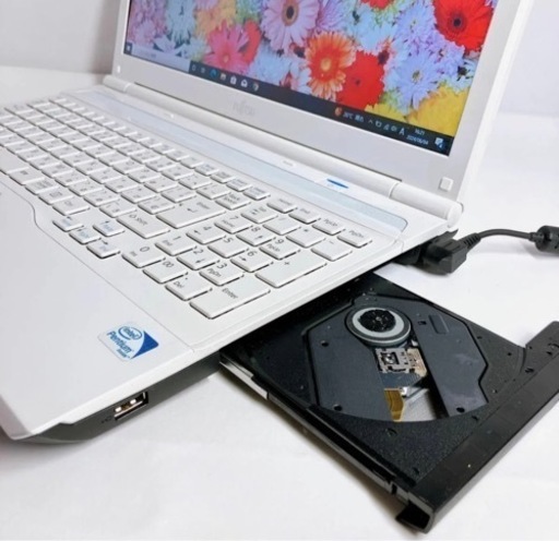 大容量750GB 初心者OK 富士通 DVD搭載 初期設定済みノートPC