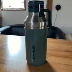 【コストコ】water bottle 水筒　保温の画像