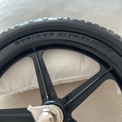 車のパーツ タイヤ、ホイールの画像